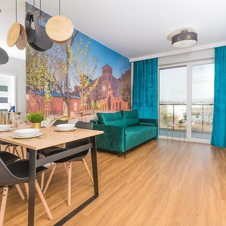 Royal Manu Apartment Netflix Лодз Екстериор снимка