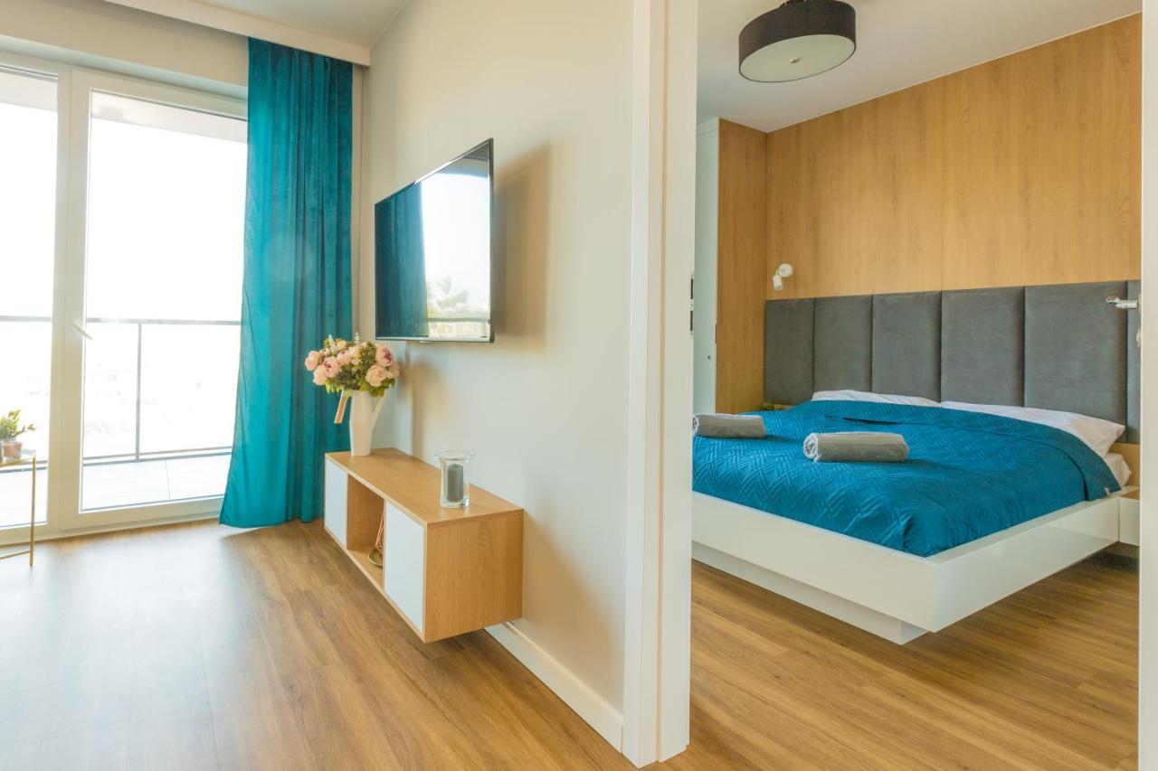 Royal Manu Apartment Netflix Лодз Екстериор снимка