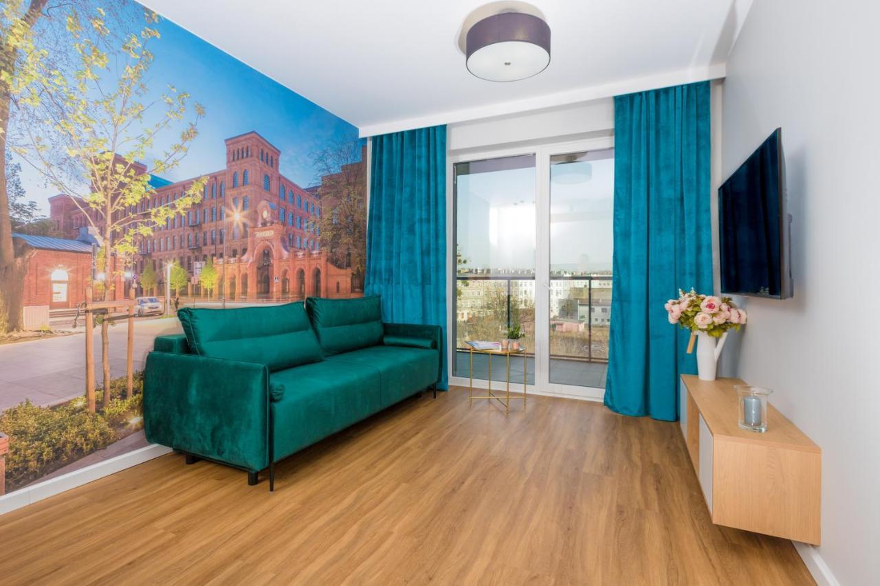 Royal Manu Apartment Netflix Лодз Екстериор снимка
